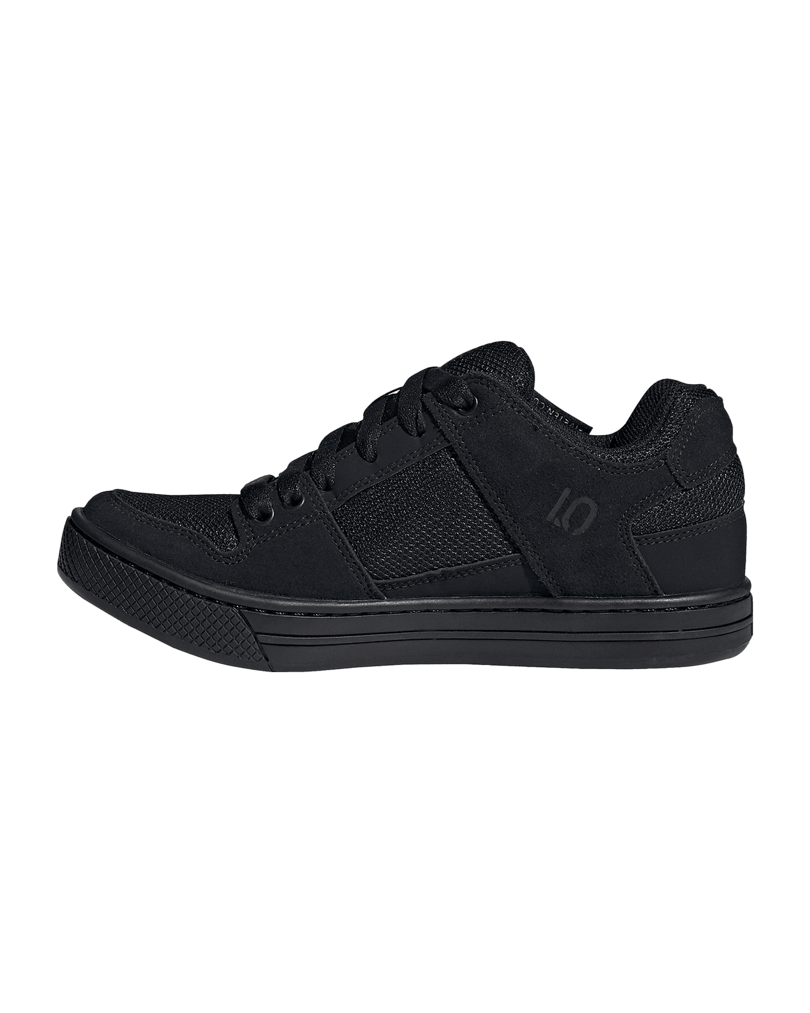 Core Black/Acimin/Core Black