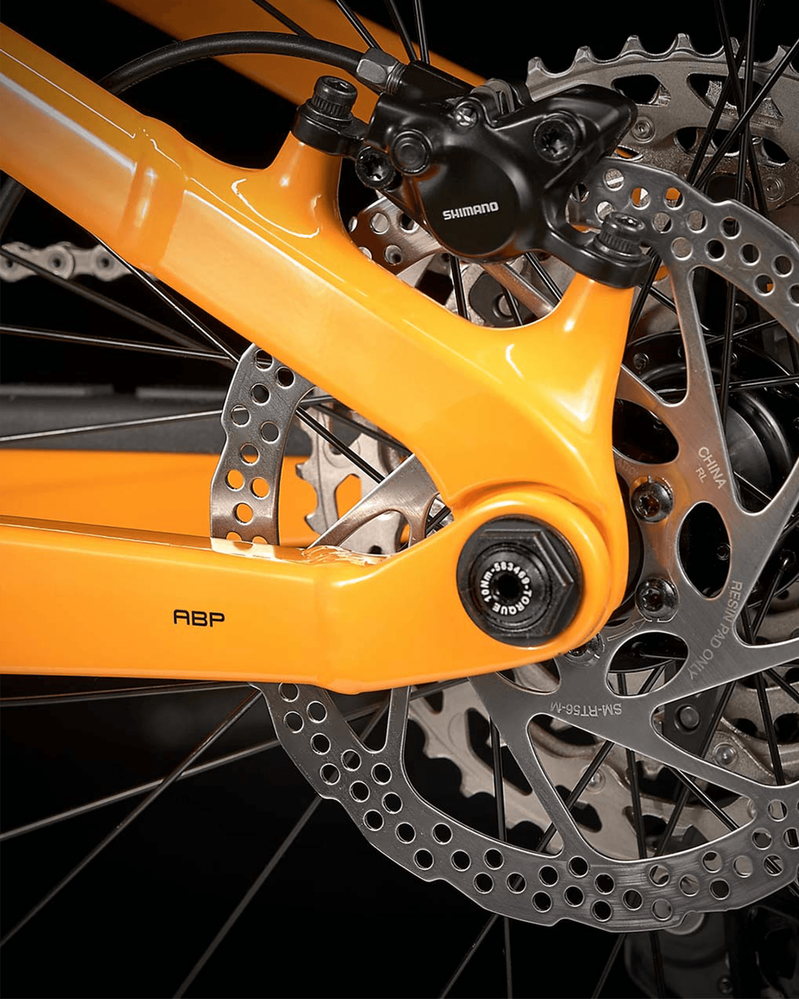 Lithium Grey/Marigold