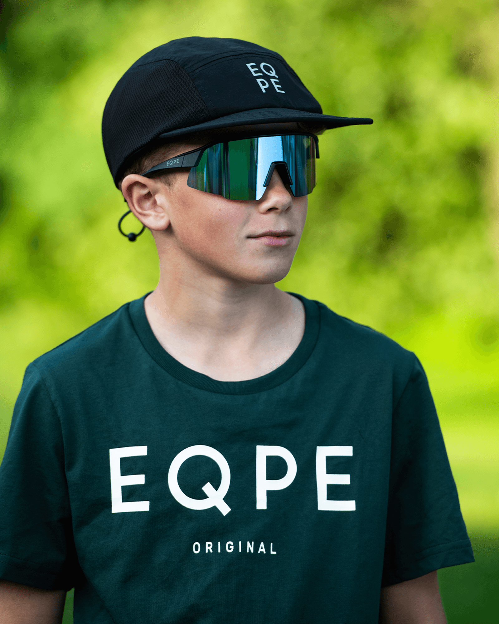 Black-Smoke / Blue Multi