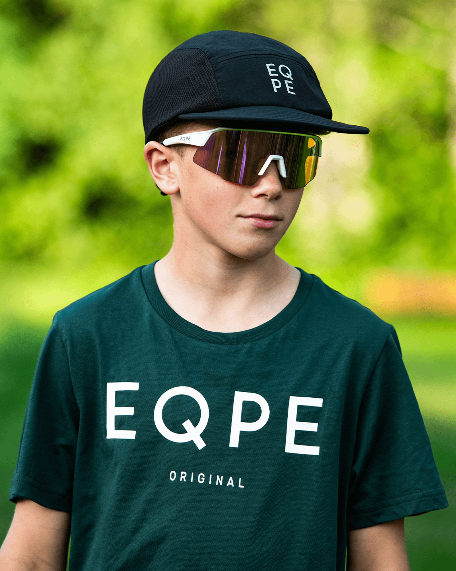 White-Brown / Pink Multi